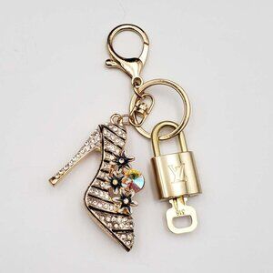 Louis Vuitton Gold Lock & Key 🔑 Authentic LV Unbranded Shoe Keychain Charm